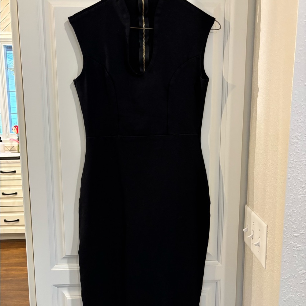 Elegant Black Sleeveless Dress